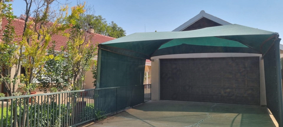 5 Bedroom Property for Sale in Bayswater Free State